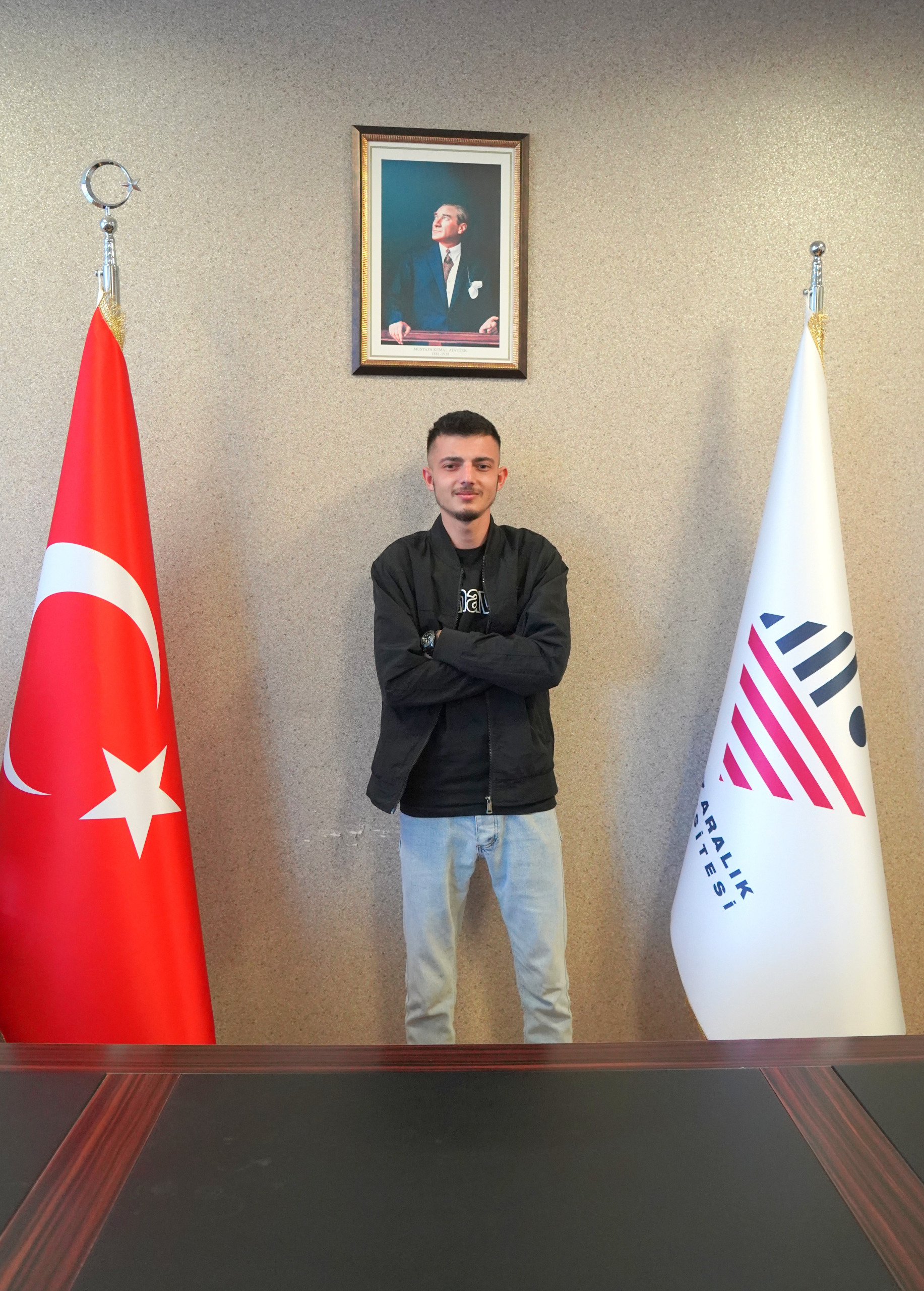 Mete Kaan AKYÜZLÜ